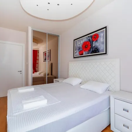Luxury Artiani Apartment *