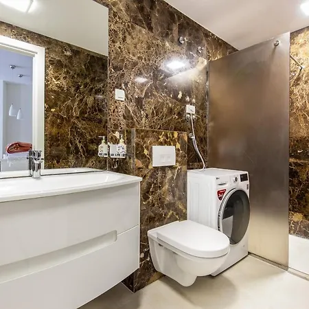 Luxury Artiani شقة